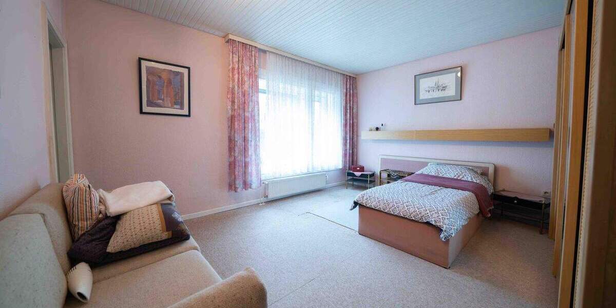 Einfamilienhaus Uetersen - 5 Zimmer, 150 m&sup2;, 349.000&euro; | Angebot:25697874