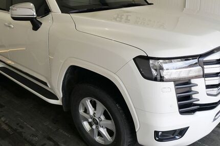 Toyota Land Cruiser 8.200 km 189.000 &euro; Hamburg 21079