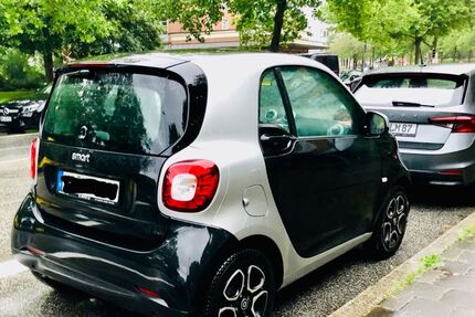 Smart ForTwo 67.765 km 6.590 &euro; Hamburg 22765