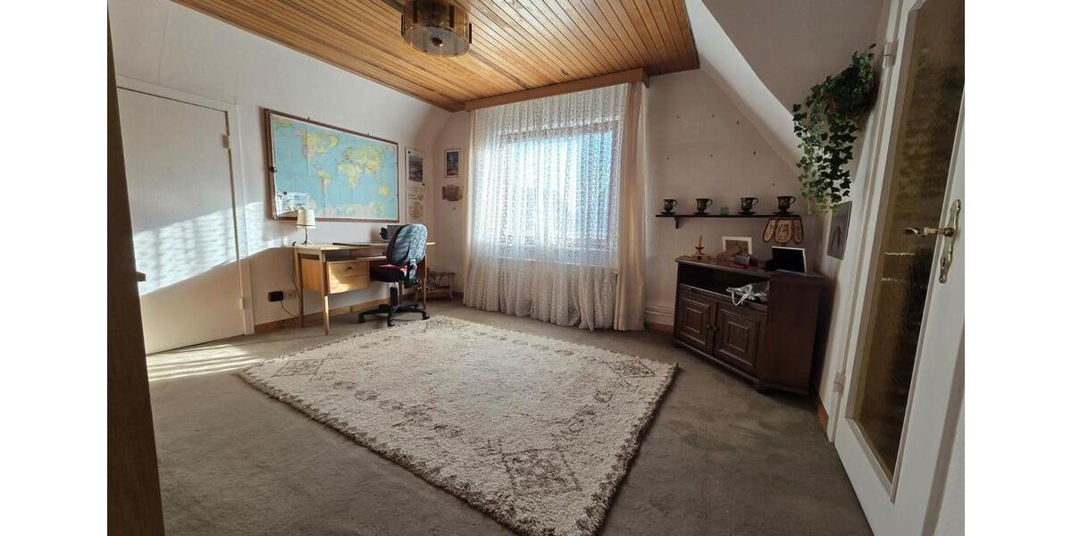 Einfamilienhaus Hamburg Wandsbek - 6.5 Zimmer, 152 m&sup2;, 600.000&euro; | Angebot:26050471