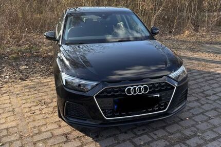 Audi A1 33.925 km 22.499 &euro; Hamburg 21029