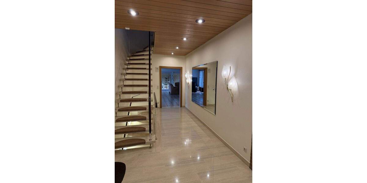 Einfamilienhaus Kaltenkirchen - 9 Zimmer, 415 m&sup2;, 698.400&euro; | Angebot:25782138