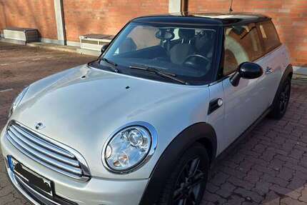 Mini Cooper 117.200 km 6.999 &euro; Hamburg 20253