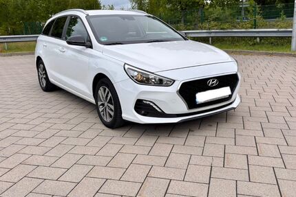 Hyundai i30 137.000 km 12.350 &euro; Norderstedt 22846
