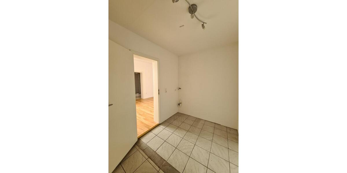 Erdgeschoßwohnung Bad Oldesloe - 1 Zimmer, 48 m&sup2;, 665&euro; | Angebot:25783884