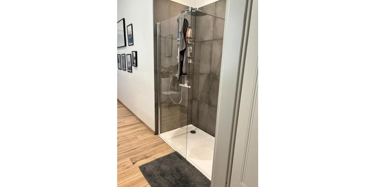 Hochparterre Jork - 5.5 Zimmer, 130 m&sup2;, 1.500&euro; | Angebot:25936098