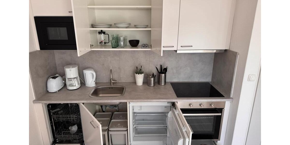 Etagenwohnung Hamburg Altona - 1 Zimmer, 36 m&sup2;, 1.500&euro; | Angebot:25930899