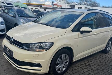 VW Touran 263.000 km 12.700 &euro; Hamburg 20537
