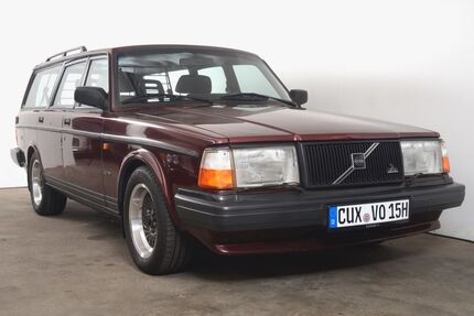 Volvo 245 220.206 km 29.900 &euro; Hamburg 20537