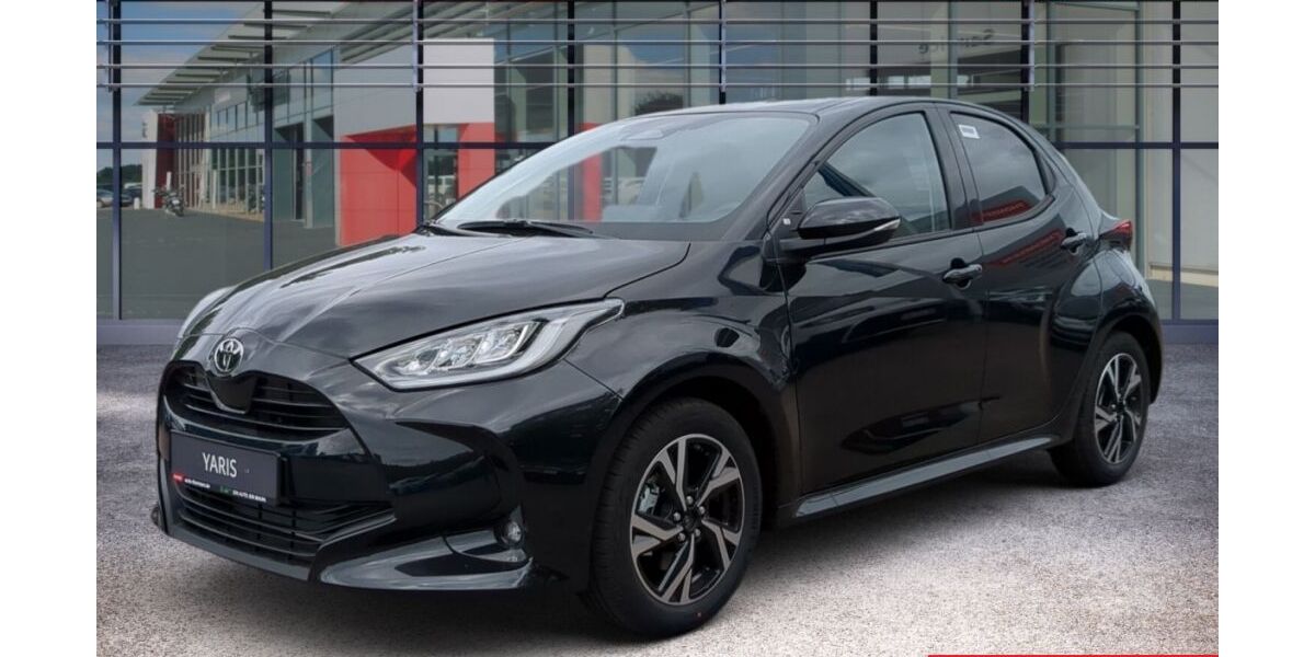 Toyota Yaris 2.500 km 25.650 &euro; Halstenbek 25469