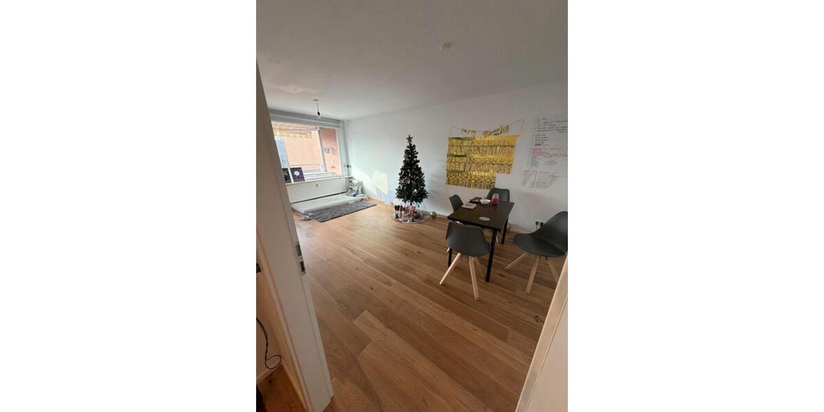 Etagenwohnung Wedel - 2 Zimmer, 68 m&sup2;, 1.350&euro; | Angebot:25452958