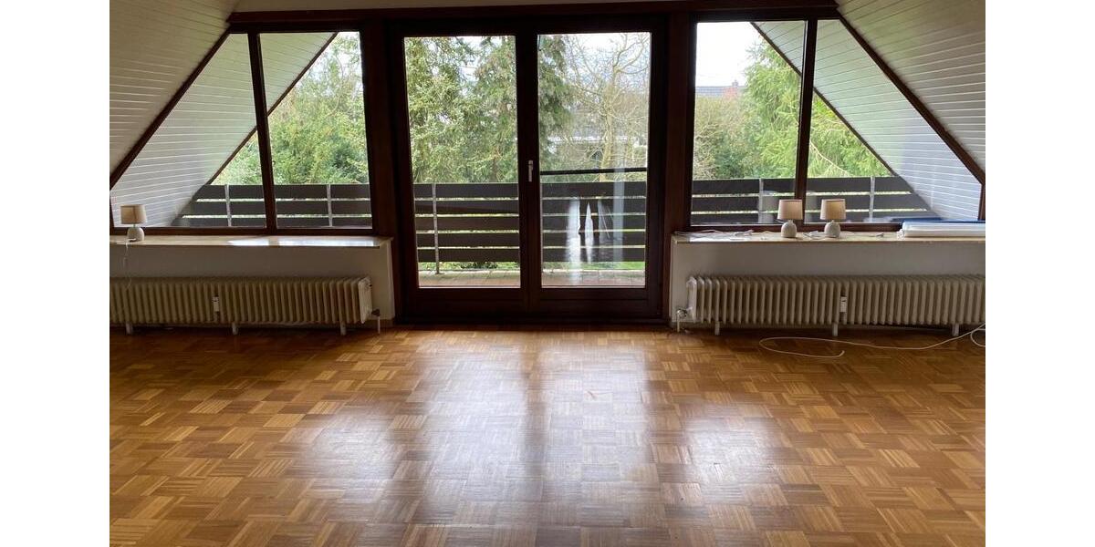 Dachgeschoßwohnung Reinbek - 2.5 Zimmer, 72 m&sup2;, 810&euro; | Angebot:25966549