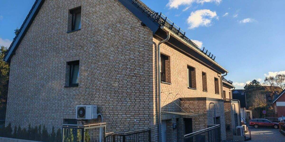 Reihenmittelhaus Oststeinbek - 5 Zimmer, 137 m&sup2;, 640.000&euro; | Angebot:25672579