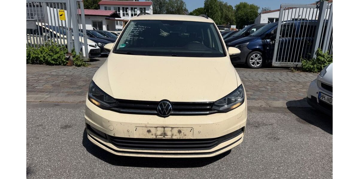 VW Touran 236.000 km 7.650 &euro; hamburg 20537