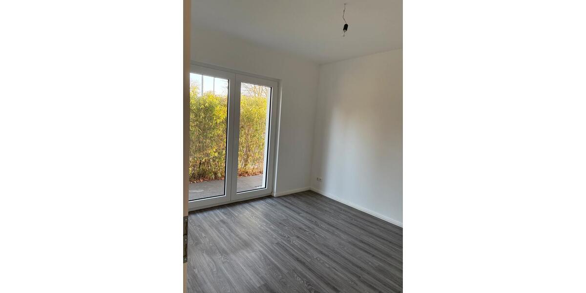 Erdgeschoßwohnung Bargteheide - 4 Zimmer, 152 m&sup2;, 2.300&euro; | Angebot:25875539