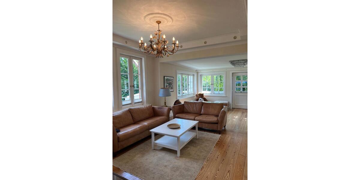 Villa Bargteheide - 8 Zimmer, 263 m&sup2;, 1.085.000&euro; | Angebot:27146920