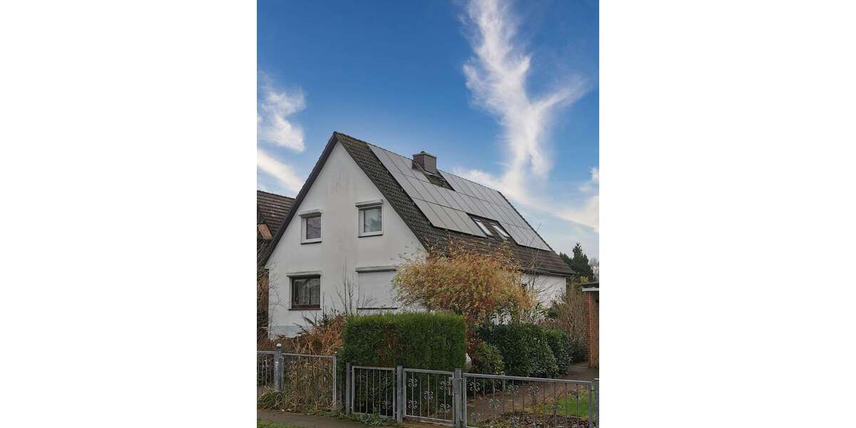Einfamilienhaus Hamburg Wandsbek - 8 Zimmer, 180 m&sup2;, 2.800&euro; | Angebot:26821496