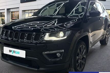 Jeep Compass 92.962 km 19.990 &euro; Hamburg 22457