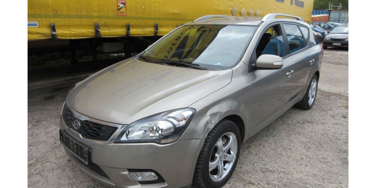 Kia ceed / Ceed 101.184 km 1.100 &euro; Hamburg 20537