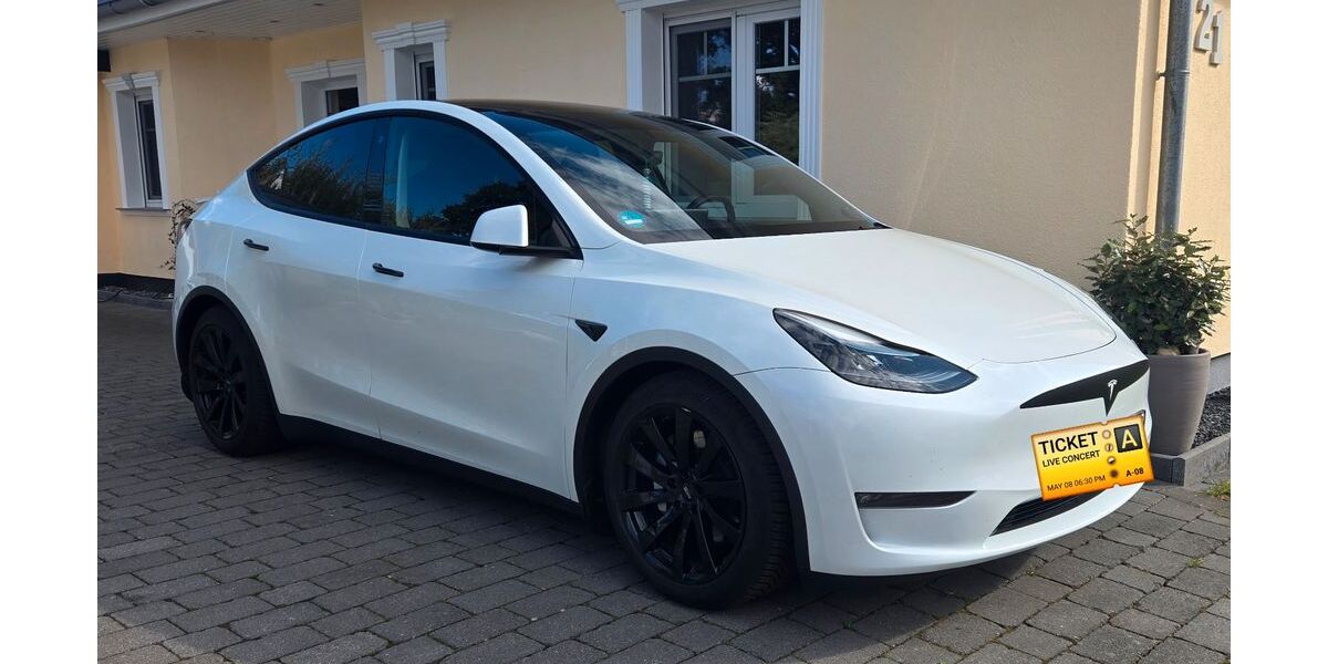 Tesla Model Y 63.000 km 37.500 &euro; Neversdorf 23816