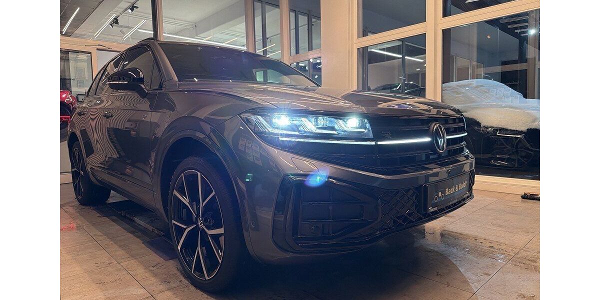 VW Touareg 33.644 km 69.950 &euro; Hamburg 22761