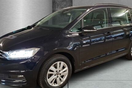 VW Touran 63.472 km 24.440 &euro; Hamburg 22047