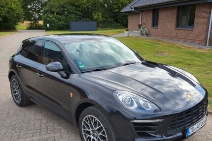 Porsche Macan 161.000 km 28.900 &euro; Barsbüttel 22885