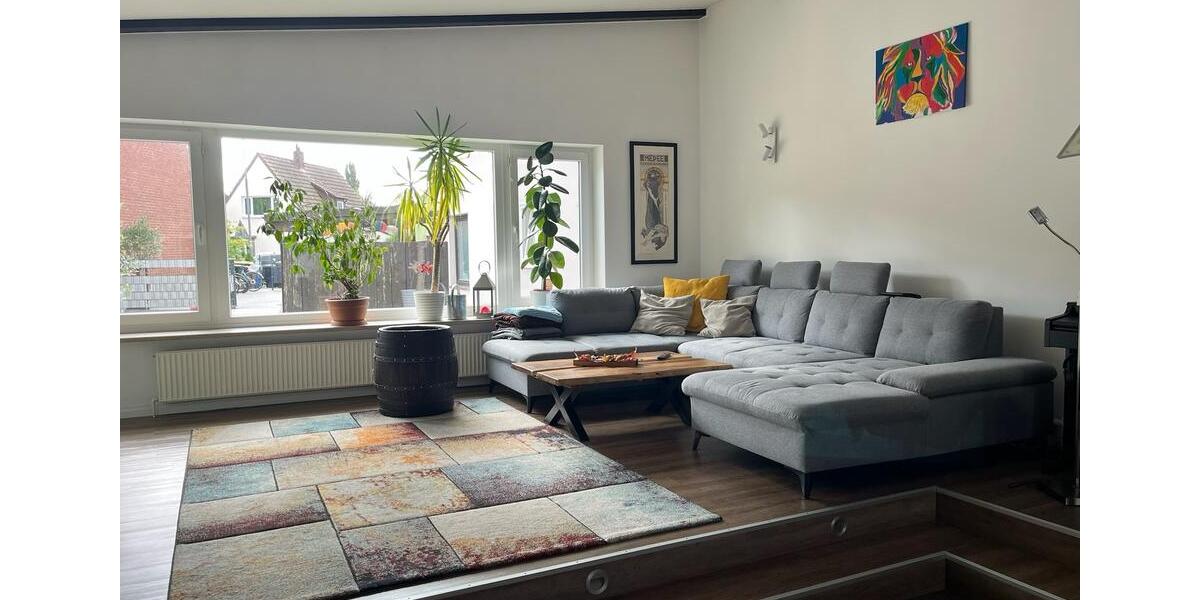 Einfamilienhaus Barmstedt - 11 Zimmer, 380 m&sup2;, 799.000&euro; | Angebot:26040232