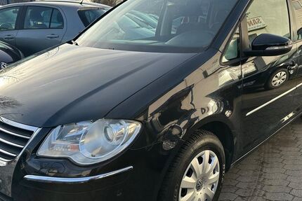 VW Touran 199.000 km 4.990 &euro; Hamburg 20537
