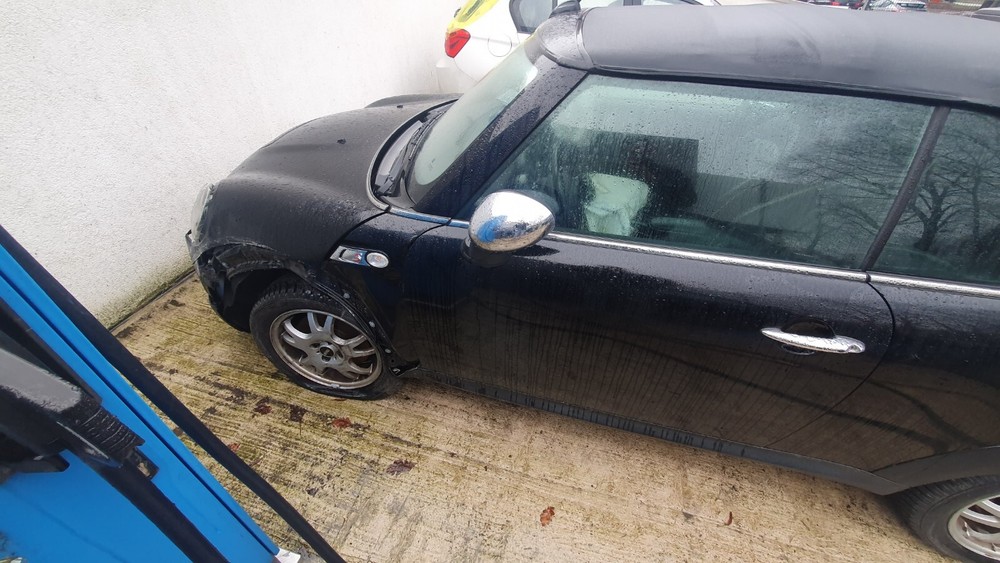 Mini Cooper S Cabrio (R57) 164.241 km 5.500 &euro; Hamburg 20038