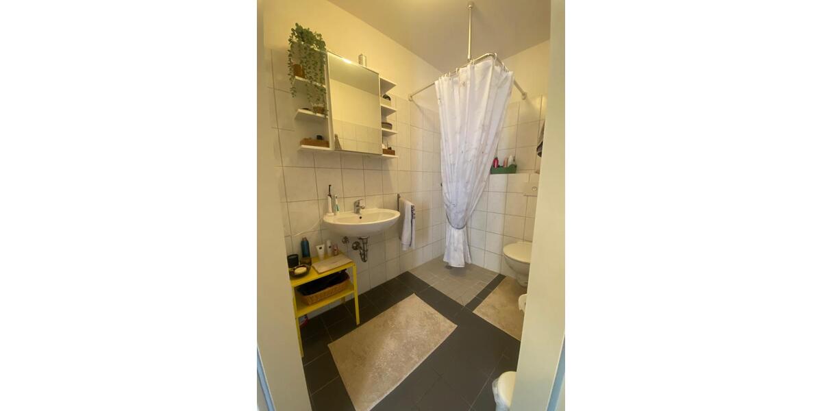 Etagenwohnung Hamburg Altona-Nord - 1 Zimmer, 28 m&sup2;, 950&euro; | Angebot:25969978