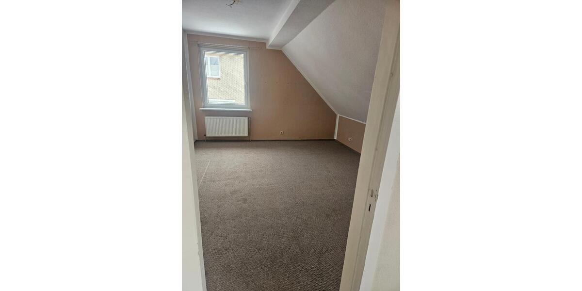 Etagenwohnung Stapelfeld - 3 Zimmer, 82 m&sup2;, 990&euro; | Angebot:25119427