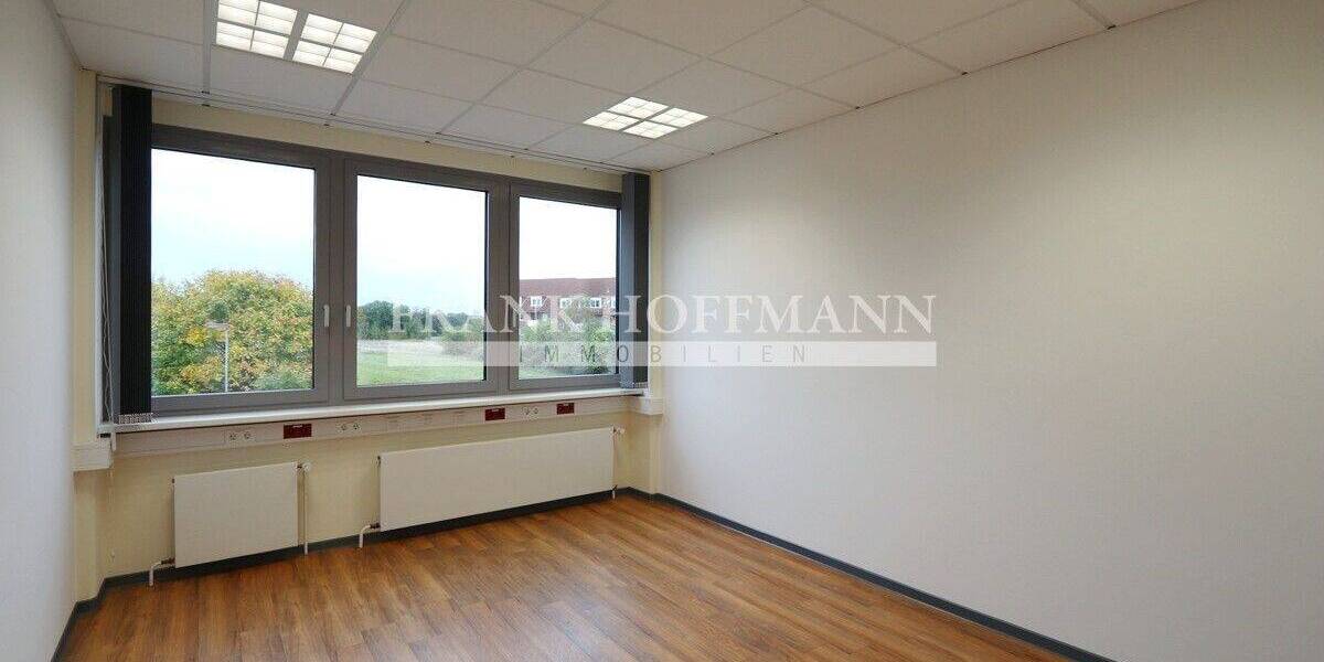 Gewerbeobjekt Quickborn - 2.390&euro; | Angebot:25700514