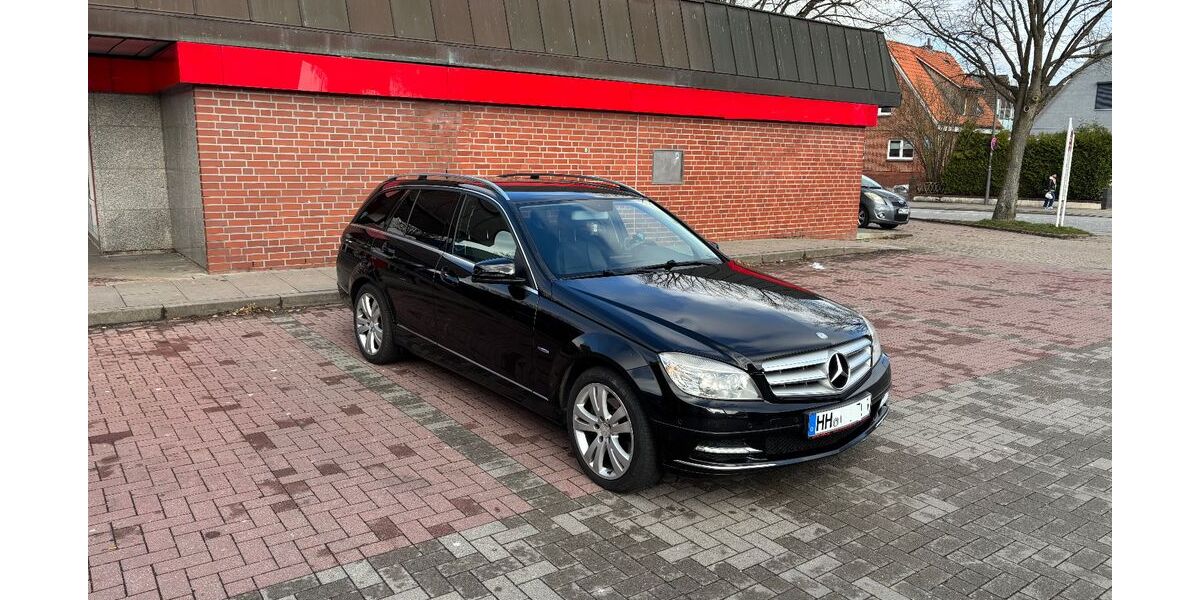 Mercedes-Benz C 220 301.813 km 5.500 &euro; Hamburg 21031