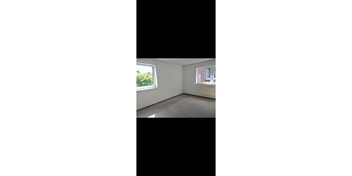 Etagenwohnung Pinneberg - 3 Zimmer, 80 m&sup2;, 1.160&euro; | Angebot:25447524