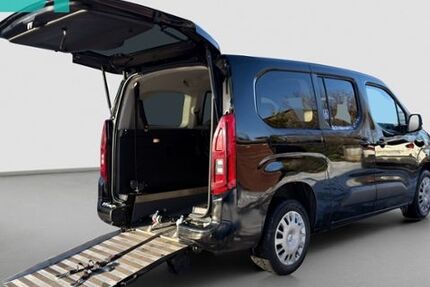 Opel Combo 89.000 km 26.980 &euro; Hamburg 22047