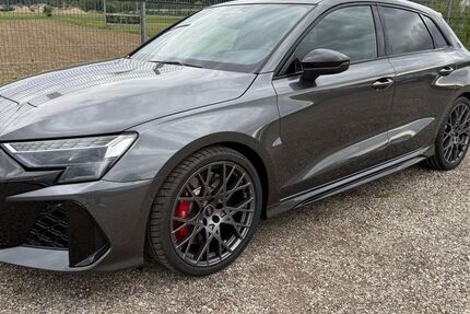 Audi RS3 1.500 km 64.790 &euro; Norderstedt 22844