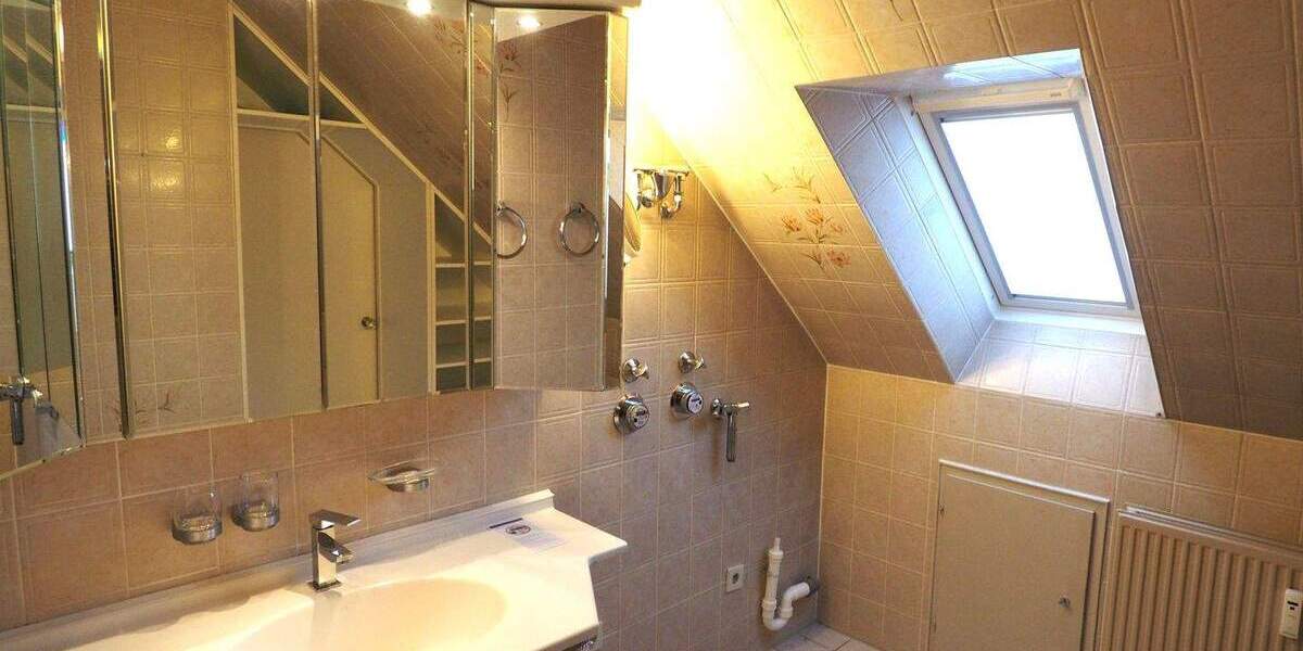 Etagenwohnung Hamburg Niendorf - 2 Zimmer, 105 m&sup2;, 375.000&euro; | Angebot:25748547