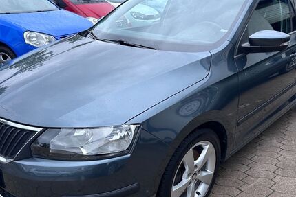 Skoda Rapid 80.200 km 8.990 &euro; Hamburg 20537