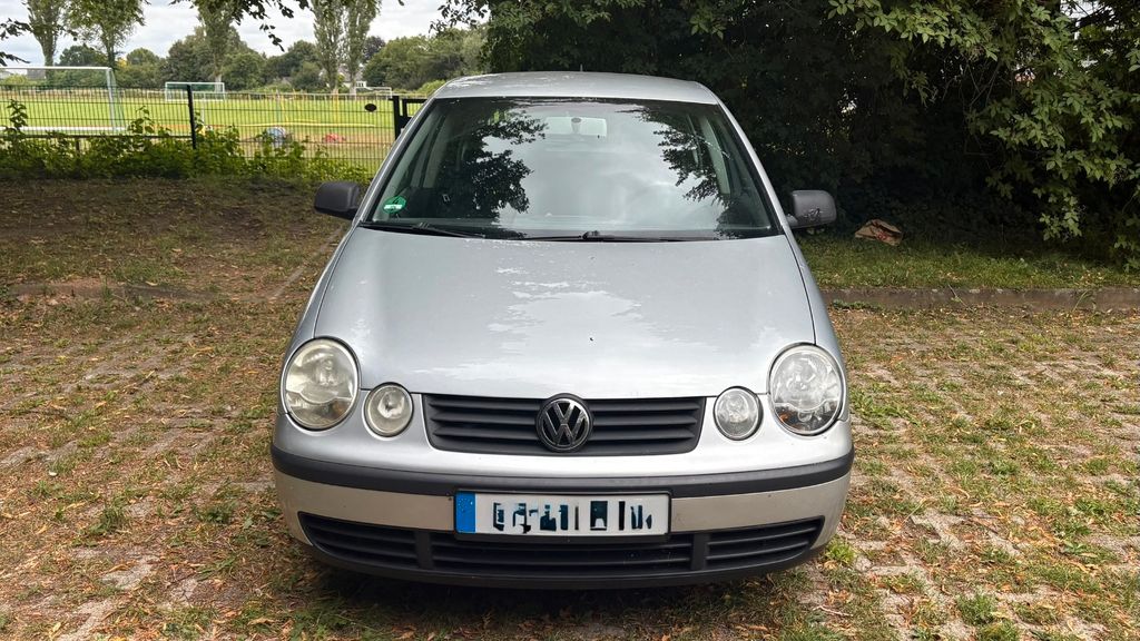 VW Polo 176.000 km 1.650 &euro; Haseldorf 25489