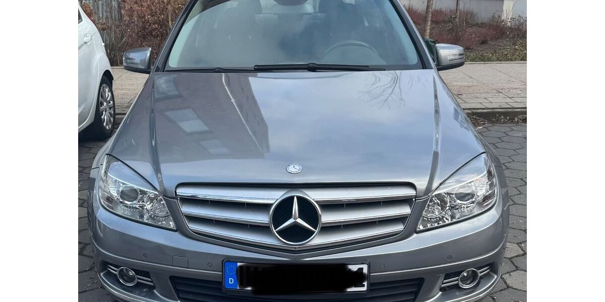 Mercedes-Benz C 180 106.000 km 8.990 &euro; Hamburg 22159
