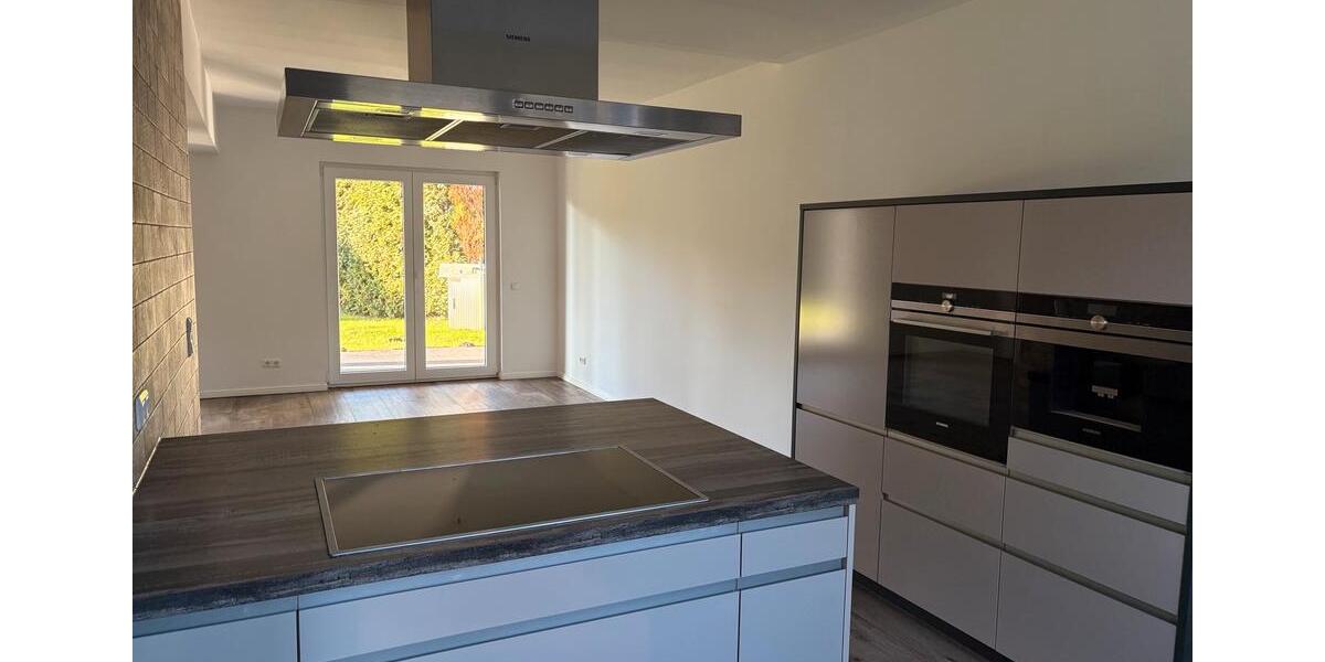 Erdgeschoßwohnung Bargteheide - 4 Zimmer, 152 m&sup2;, 2.300&euro; | Angebot:25875539