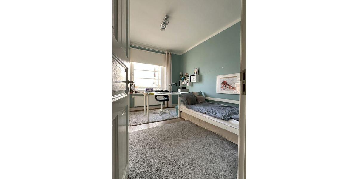 Dachgeschoßwohnung Hamburg Eppendorf - 3.5 Zimmer, 97 m&sup2;, 949.000&euro; | Angebot:27280905