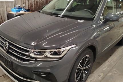 VW Tiguan 67.000 km 25.950 &euro; Norderstedt 22848