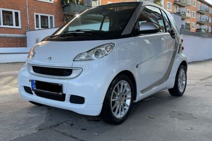 Smart ForTwo 61.300 km 7.600 &euro; Hamburg 22147