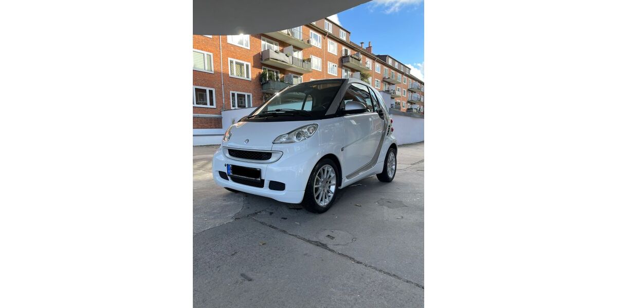Smart ForTwo 61.300 km 7.600 &euro; Hamburg 22147