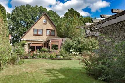 Haus Hamburg Bramfeld - 7 Zimmer, 206 m&sup2;, 885.000&euro; | Angebot:25666665