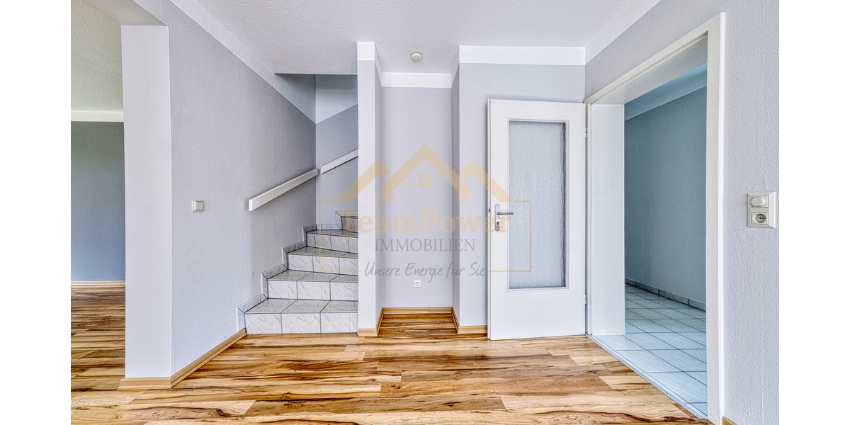Familienhaus im Hamburger Speckgürtel - Koffer packen und einziehen! - Doppelhaushälfte Henstedt-Ulzburg Ulzburg | Angebot:26086570