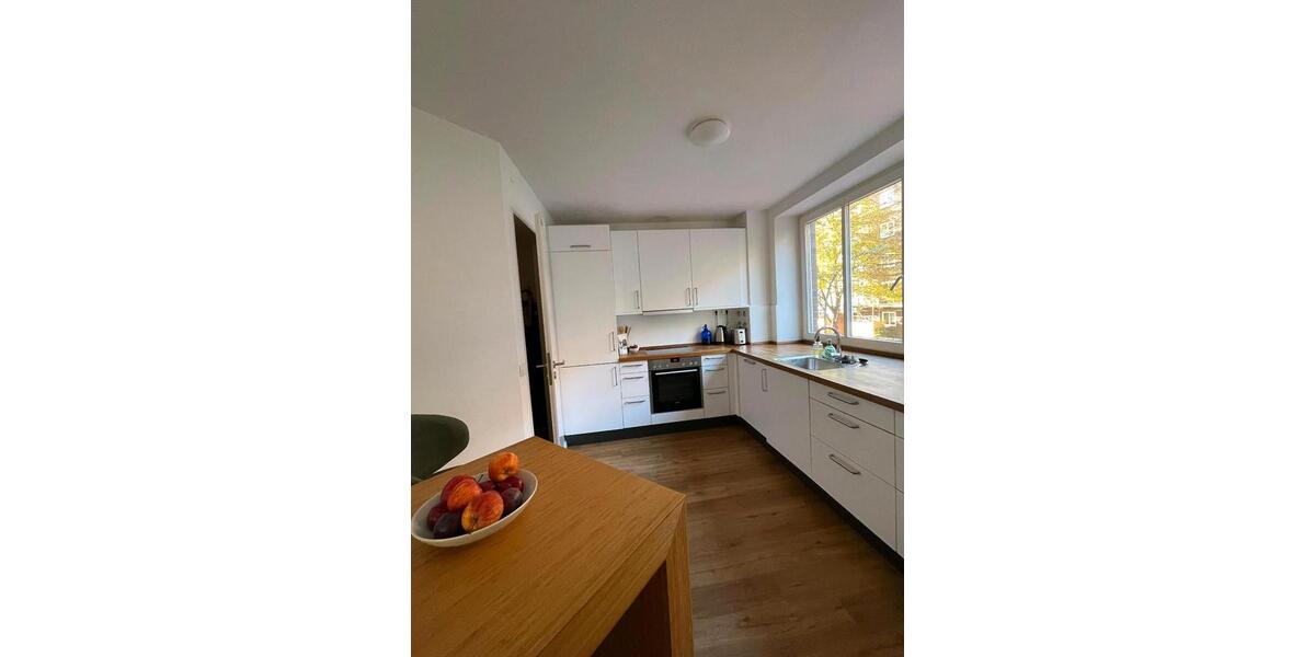 Etagenwohnung Hamburg Uhlenhorst - 2 Zimmer, 70 m&sup2;, 1.650&euro; | Angebot:25409472