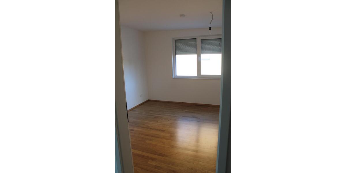 Etagenwohnung Hamburg Groß Borstel - 2 Zimmer, 84 m&sup2;, 1.179&euro; | Angebot:25718735